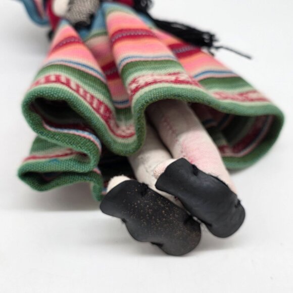 Handmade South American Folk Art Doll With Babies Tapestry Dress & Bonnet 12" - Picture 9 of 11